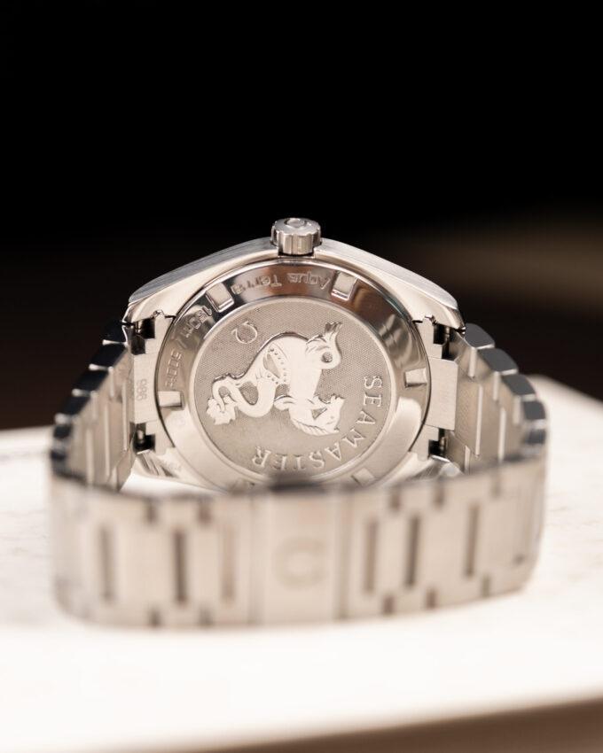Omega Seamaster Aqua Terra - Image 9