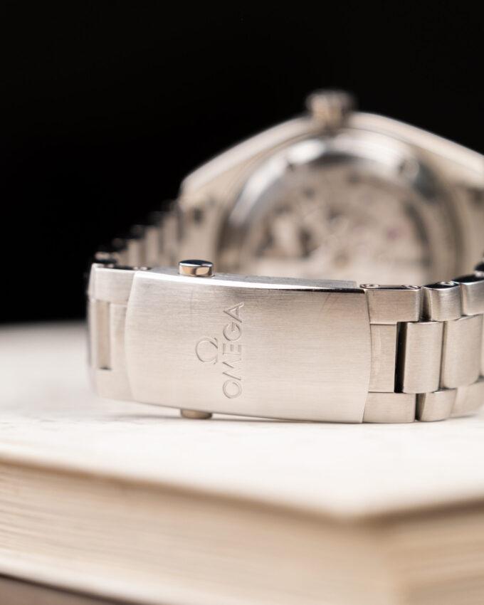 Omega Seamaster Planet Ocean - Image 8