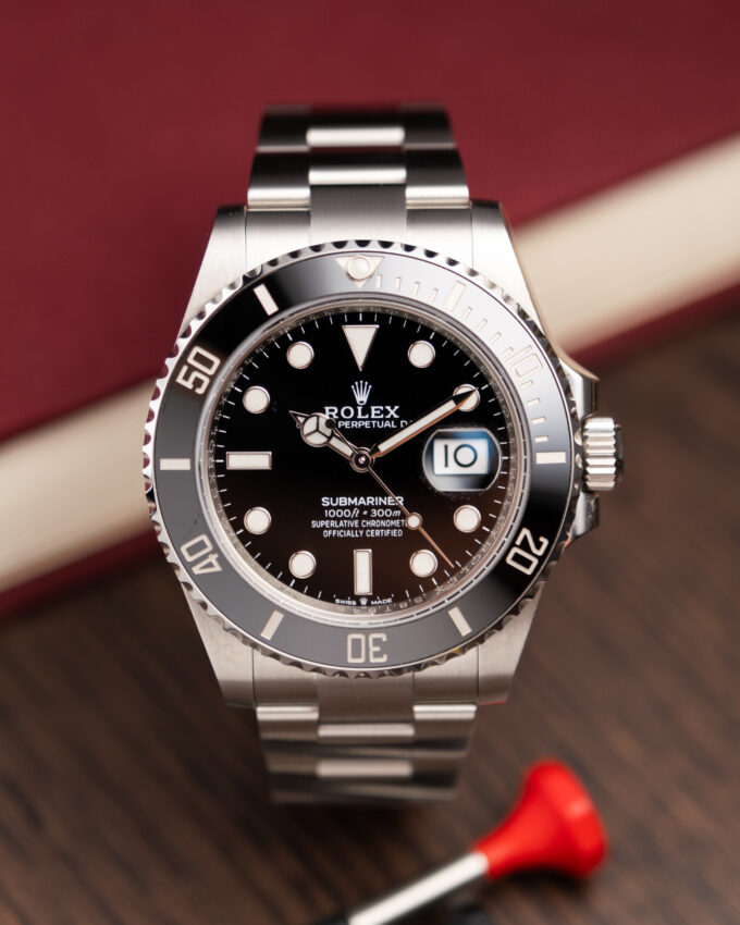 Rolex Submariner date rabljena ura v odličnem stanju